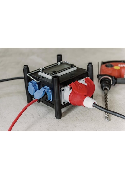 Brennenstuhl Gummi Serisi Sertifikalı Devre Kesicili 2x Cee 400v/16a, 5x 230v/16a Griişli 2 Metre Kablolu Güç Dağtıcısı