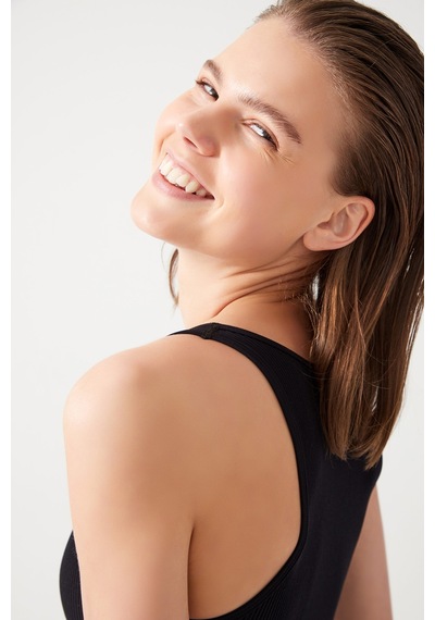 Los Ojos Kadın Siyah Askılı Fitilli Crop Top Büstiyer Scoop Siyah