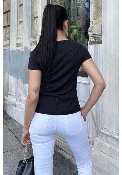 Kadın Siyah Kısa Kol, Fermuar Yaka Detaylı, Fitilli Terletmez Kumaş, Rahat Bluz, Tshirt SIYAH
