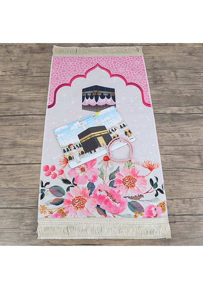 Çocuk Seccadesi Kabe Pembe & Kokulu Kalp İşlemeli Tesbih Bebek Pembesi & Hacca Gidiyorum Puzzle Çok Renkli