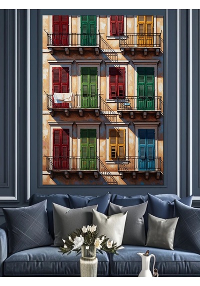 Ahşap Tablo Renkli Kapılı İtalyan Apartman Cephesi