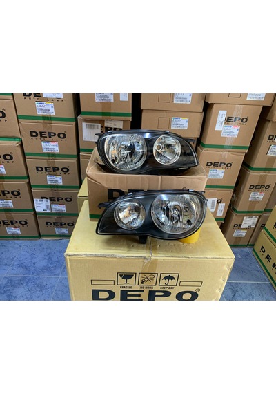 Toyota Corolla 2000-2002 Arası Depo Sağ Ve Sol Far Takım 81150-1e410 / 81110-1e530