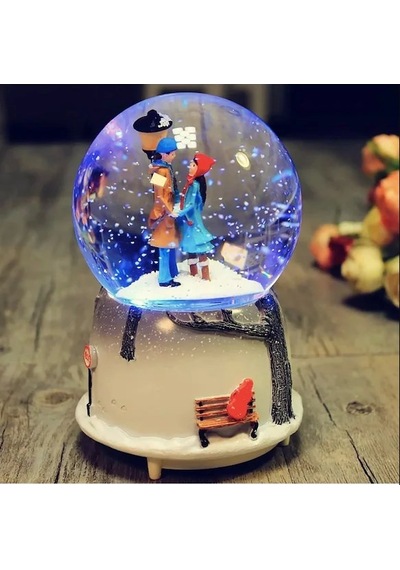 Romantik Aşıklar Işıklı ve Müzikli Kar Küresi Büyük Boy