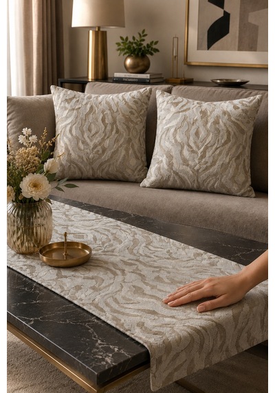 Fuly Consept Ekru Ve Gold Dokulu 2 Li Kırlent Kılıfı 43x43 Ve Runner 30x120 Set