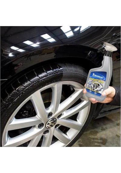 Michelin Mc31371 650Ml Lastik Parlatıcı. Koruyucu ve Yenileyici S