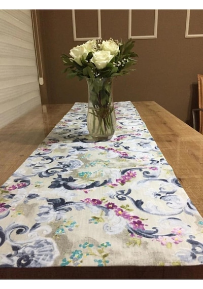 Menekşe Çiçek Baskılı Duck Kumaş Runner 40x140 Cm 761 Çok Renkli
