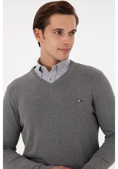 U.S. Polo Assn. Erkek Slim Fit V Yaka Gri Melanj Kazak 50298283-VR086