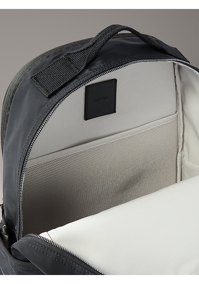 Calvin Klein Erkek Sırt Çantası Lv04g3162gub1 Siyah
