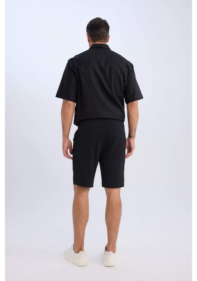 DeFacto Regular Fit Beli Bağcıklı Dokulu Bermuda Şort D9451AX25SPBK27