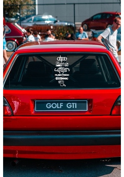 Oto Arka Cam Sticker Model 35 İngilizce Beyaz 40 20 Cm