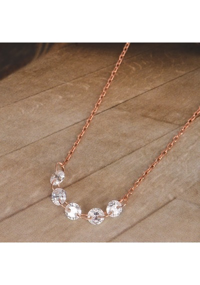 Zirkon Taşlı Rose Altın Kaplamalı Sallantılı 5 Taşlı Gümüş Kolye Gold - Rose Gold - Gümüş Zirkon Taşlı Rose Altın Kaplamalı Sallantılı 5 Taşlı Gümüş Kolye Gold - Rose Gold - Gümüş
