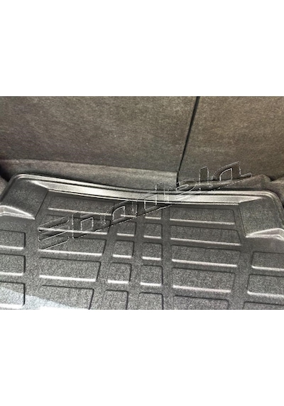 Bagaj Havuzu Toyota Corolla Sedan 2003-07 Uyumlu