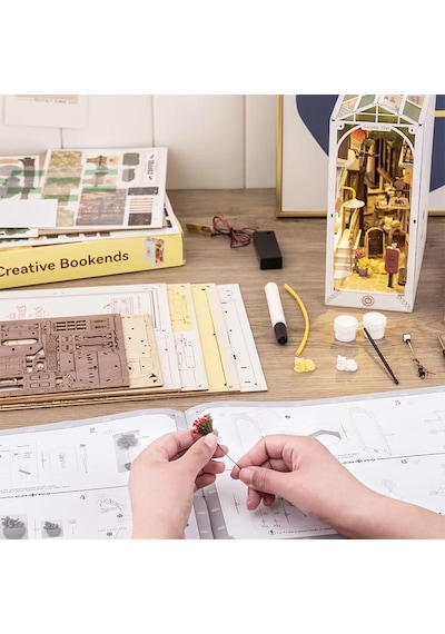 Rolife Tgb02 Sunshine Town Kasaba Kitap Köşesi Book Nook Dıy Minyatür Maket Model Seti Mini Dollhouse 3d Model Kit Detaylı Dekoratif Hobi Set 3d Puzzle Tiny House