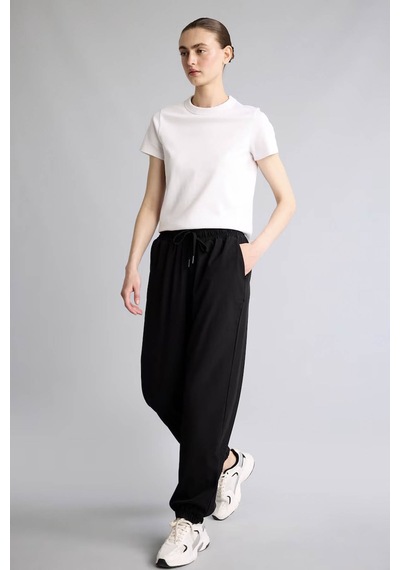Defacto Standart Fıt Jogger Paça Uzun Sporcu Siyah Kadın Pantolon A2437ax/bk81