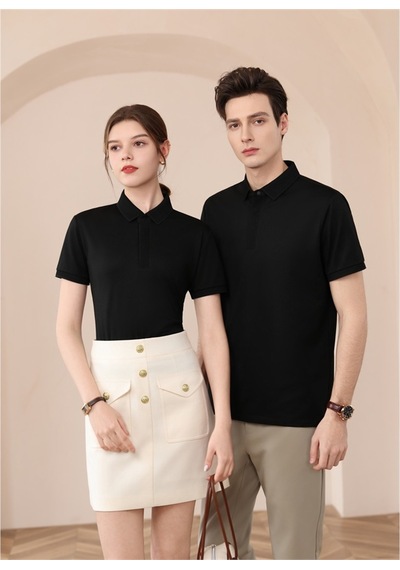 New Performance Premium Polo T-shirt %53,8 Polyester %37,2 Pamuk %2,5 Spandex %2,0 Asetat %1,7 Bakır Amonyak %1,5 Dut İpeği %1,3 Keten Siyah