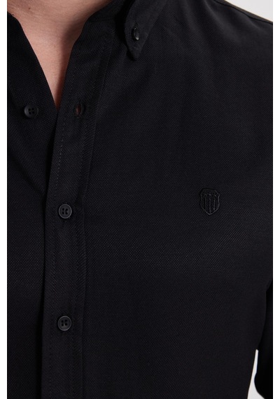 Tudors Erkek Slim Fit Dar Kesim Düz Oxford Armalı Yaka Düğmeli Siyah Spor Gömlek-42019 Siyah