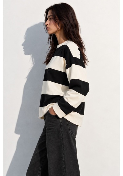 Hiccup Bıpantolon Kadın Oversize Çizgili Bisiklet Yaka Sweatshirt Çok Renkli 03