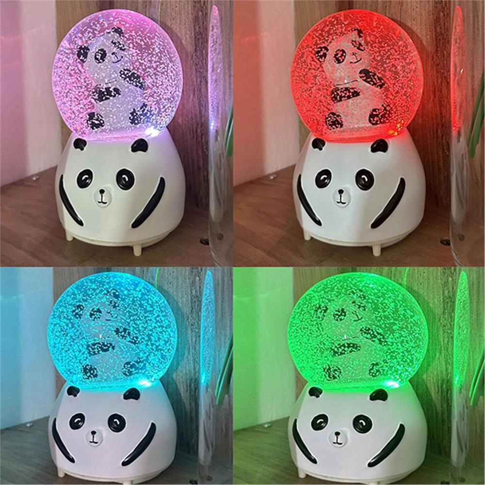 Müzikli Renk Değişiren Işıklı Kar Püskürtmeli Panda Temalı Kar Küresi