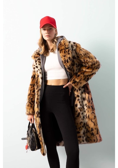 DeFacto Relax Fit Leopar Desenli Ceket Yaka Cepli Uzun Suni Kürk Kaban D4005AX24WNBN561 Kahve DeFacto Relax Fit Leopar Desenli Ceket Yaka Cepli Uzun Suni Kürk Kaban D4005AX24WNBN561 Kahve