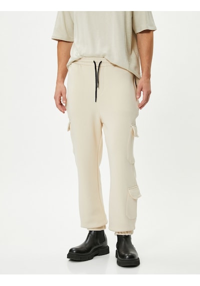 Koton Kargo Eşofman Altı Jogger Beli Bağcıklı Cep Detaylı Bej 4wam40093mk 4WAM40093MK057 Ekru Koton Kargo Eşofman Altı Jogger Beli Bağcıklı Cep Detaylı Bej 4wam40093mk 4WAM40093MK057 Ekru