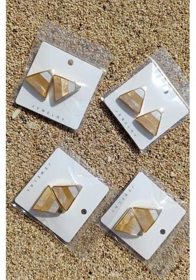 Şehrazat Handmade Çelik Üçgen Pramit Sedefli Gold Küpe Bej