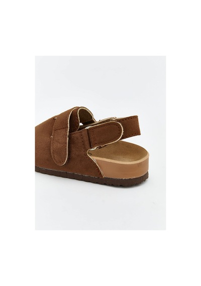 Lc Waikiki Alıta Cıty Farkıyla Lcw Steps Kahverengi Erkek Çocuk Panduf Kahverengi - 924186067 Kahverengi Lc Waikiki Alıta Cıty Farkıyla Lcw Steps Kahverengi Erkek Çocuk Panduf Kahverengi - 924186067 Kahverengi
