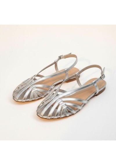 Ne&ve Shoes Gümüş Deri Biye Kadın Günlük Sandalet