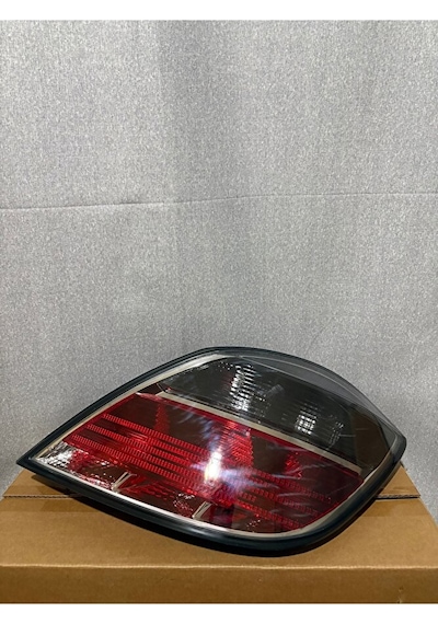 Opel Astra H Hb Sağ Stop Lambası 2007- 1222356