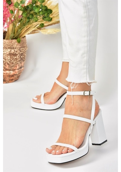 Fox Shoes Beyaz Kalın Topuklu Günlük Kadın Ayakkabı M282462709
