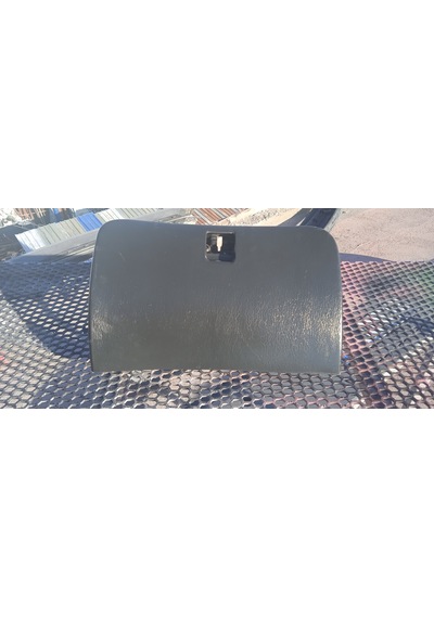 Hyundai Accent Yumurta Kasa Torpido Ön Kapak Fiberclass