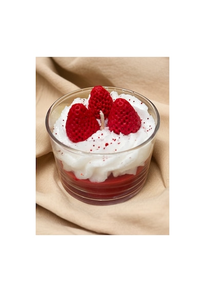 Kremalı Çilekli Vanilya Kokulu Strawberry Cream Candle Soya Mum Kırmızı