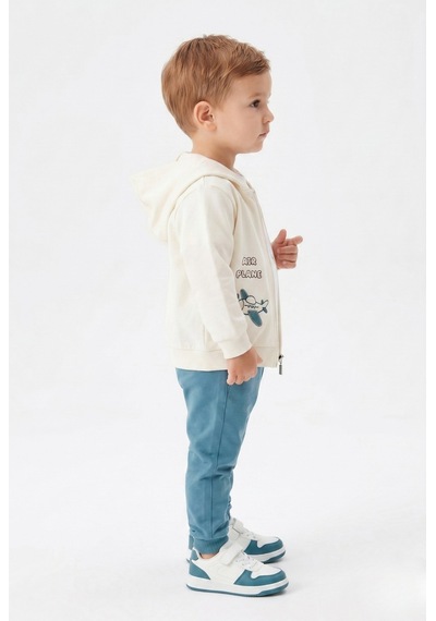 Toontoy Kids Toontoy Erkek Çocuk 3'lü Eşofman Takımı Uzun Kollu Bisiklet Yaka Nakışlı T-shirt - Kapüşonlu Fermuarlı Hırka- Beli Paçası Lastikli Eşofman Altı 25052 Mavi Toontoy Kids Toontoy Erkek Çocuk 3'lü Eşofman Takımı Uzun Kollu Bisiklet Yaka Nakışlı T-shirt - Kapüşonlu Fermuarlı Hırka- Beli Paçası Lastikli Eşofman Altı 25052 Mavi