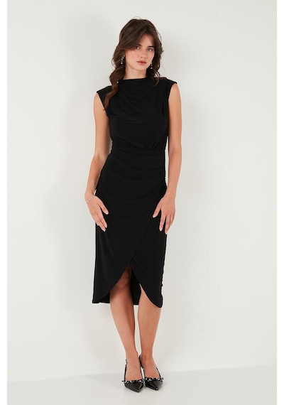Lela Drape Ve Yırtmaç Detaylı Sıfır Yaka Kolsuz Midi Boy Bayan Elbise 611El694 Siyah Lela Drape Ve Yırtmaç Detaylı Sıfır Yaka Kolsuz Midi Boy Bayan Elbise 611El694 Siyah
