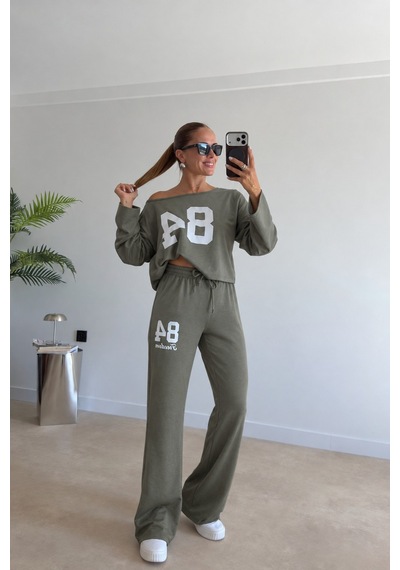 Bhrwear Kadın Tek Omuzdan Açık Uzun Kollu Baskılı Modal Bluz Ve Pantolon Ikili Takım Renkli Bhrwear Kadın Tek Omuzdan Açık Uzun Kollu Baskılı Modal Bluz Ve Pantolon Ikili Takım Renkli