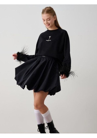 Kız Çocuk Kol Ucu Tüylü Tasarım Sweatshirt-14784 Siyah
