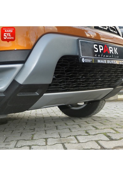 Dacia Duster 2018-2024 Yıl Aralığı Uyumlu Ön Tampon Difüzör
