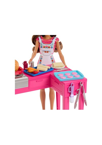 Barbie Ve Teresa'nın Dostluk Tarifi Mutfakta Oyun Seti Jct06