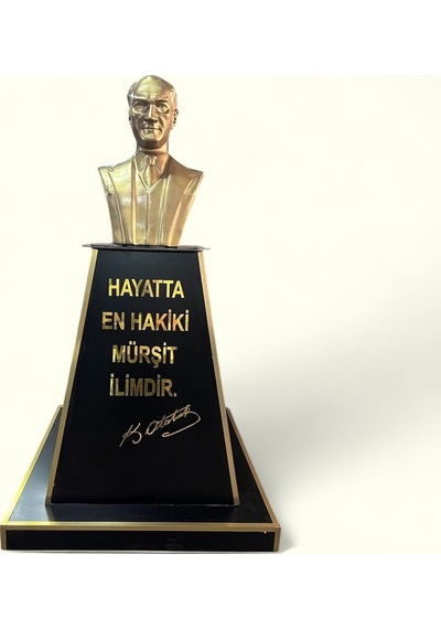 Atatürk Büstü Ve Kaidesi 180 Cm