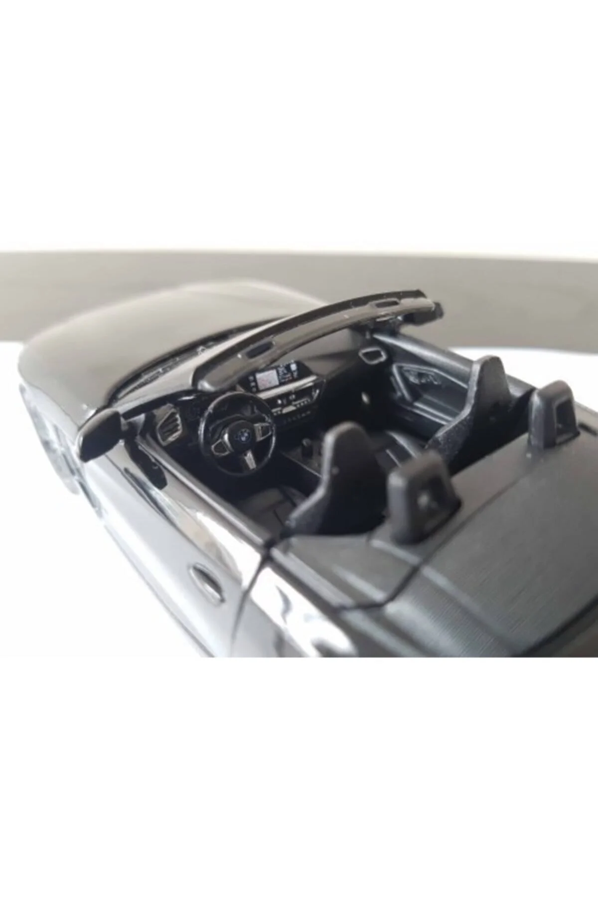 Orijinal 12.5 Cm Bmw Z4 M40i Cabriolet Üstü Açık Model Araç Oyuncak Araba Siyah