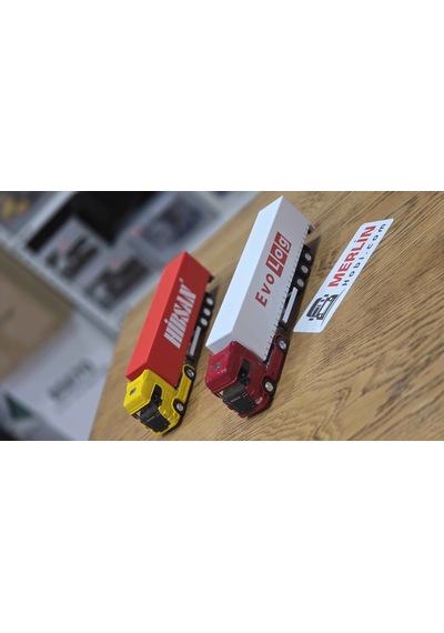 1/64 - Scania 4x2 Ve Tenteli Dorse Welly Tır Çekici