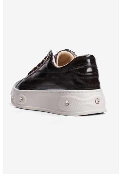 Mubiano Kadın Çizgi Dokulu Sneaker Kalın Tabanlı Bağcıklı Gold Detaylı Taşlı Vika Kahverengi Mubiano Kadın Çizgi Dokulu Sneaker Kalın Tabanlı Bağcıklı Gold Detaylı Taşlı Vika Kahverengi