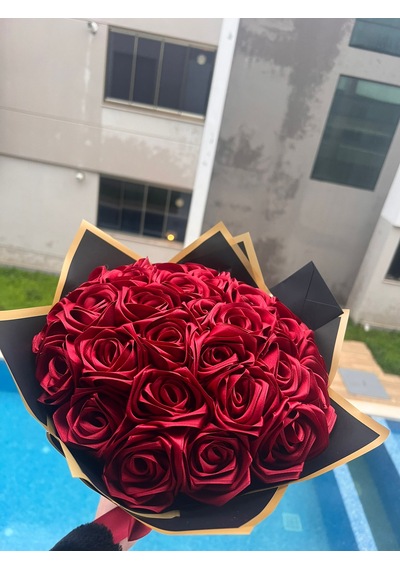 E-Çiçek 30'lu Gül Buketi Bordo Bordo