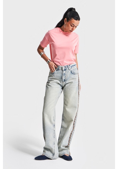 Itsbasic Kadın T.kot Rengi 4s5-80 Yandan Nakışlı Loose Fit Orta Bel Tasarım Denim Jean Kırmızı Itsbasic Kadın T.kot Rengi 4s5-80 Yandan Nakışlı Loose Fit Orta Bel Tasarım Denim Jean Kırmızı