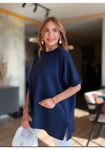 Buğrahayalin Kadın Bisiklet Yaka Kısa Yarasa Kollu Yanları Yırtmaçlı Oversize Dökümlü Merserize Bluz Lacivert
