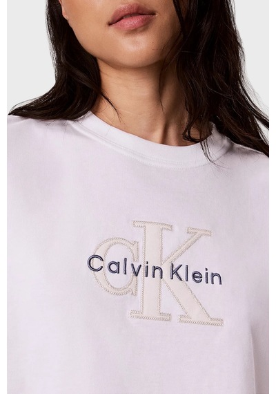 Calvin Klein % 100 Pamuk Boxy Fit Bisiklet Yaka T Shirt Lv047h820gyaf Kadın T Shirt Lv047h820g Yaf Beyaz Calvin Klein % 100 Pamuk Boxy Fit Bisiklet Yaka T Shirt Lv047h820gyaf Kadın T Shirt Lv047h820g Yaf Beyaz