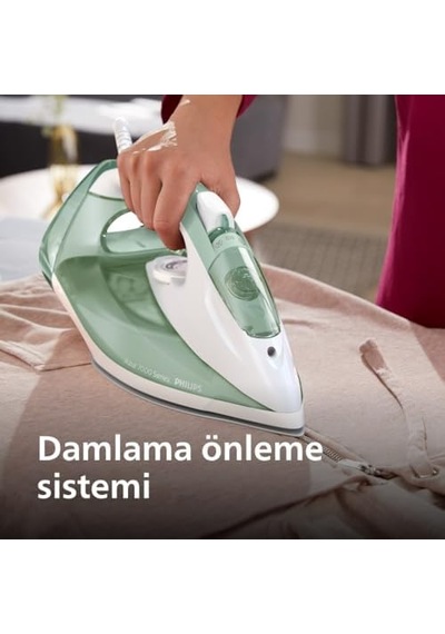 7000 Series Azur Buharlı Ütü, 2600w Güç, 220g Buhar, Damlama Önleme Sistemi, Steamglide Plus Taban, 300ml Su Haznesi Dst7012/70