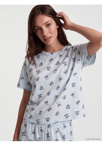 Lcw Young Mavi Stitch Baskılı Kadın Şortlu Pijama Takımı Lcw Young Mavi Stitch Baskılı Kadın Şortlu Pijama Takımı
