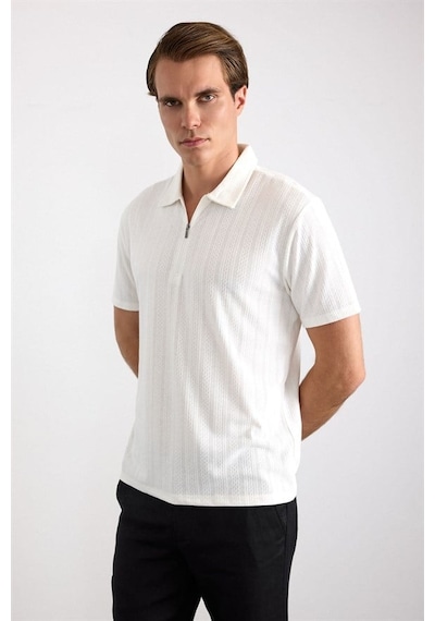 Süvari Beyaz Regular Dikey Çizgili Baskısız Ajurlu Fermuarlı Polo Yaka Tişört Sts1014000015-bey Süvari Beyaz Regular Dikey Çizgili Baskısız Ajurlu Fermuarlı Polo Yaka Tişört Sts1014000015-bey