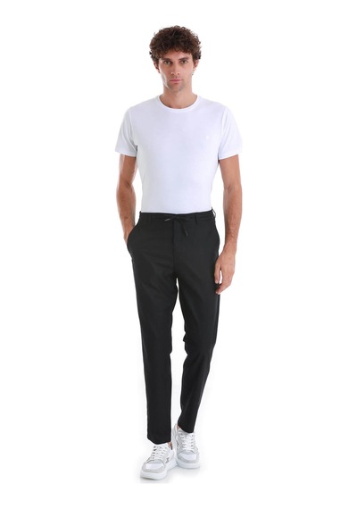 Hatemoğlu Lacivert Dinamik Fit Düz Yandan Cepli Pamuklu Jogger Pantolon 29262024c004 005 Lacivert Hatemoğlu Lacivert Dinamik Fit Düz Yandan Cepli Pamuklu Jogger Pantolon 29262024c004 005 Lacivert