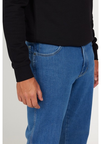Wrangler Erkek Texas Straight Fit Normal Bel Denim Esnek Jean Kot Pantolon W121HR36B Açık Mavi